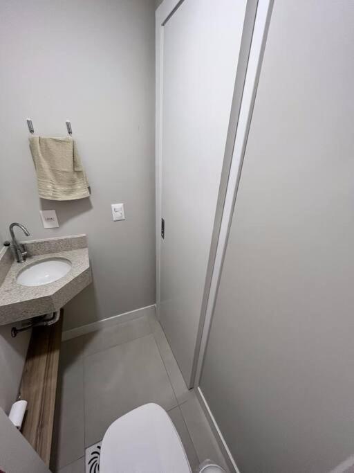 Apartamento 2 Suites Com Piscina E Churrasqueira, Ao Lado Da Ufsc Флорианополис Экстерьер фото